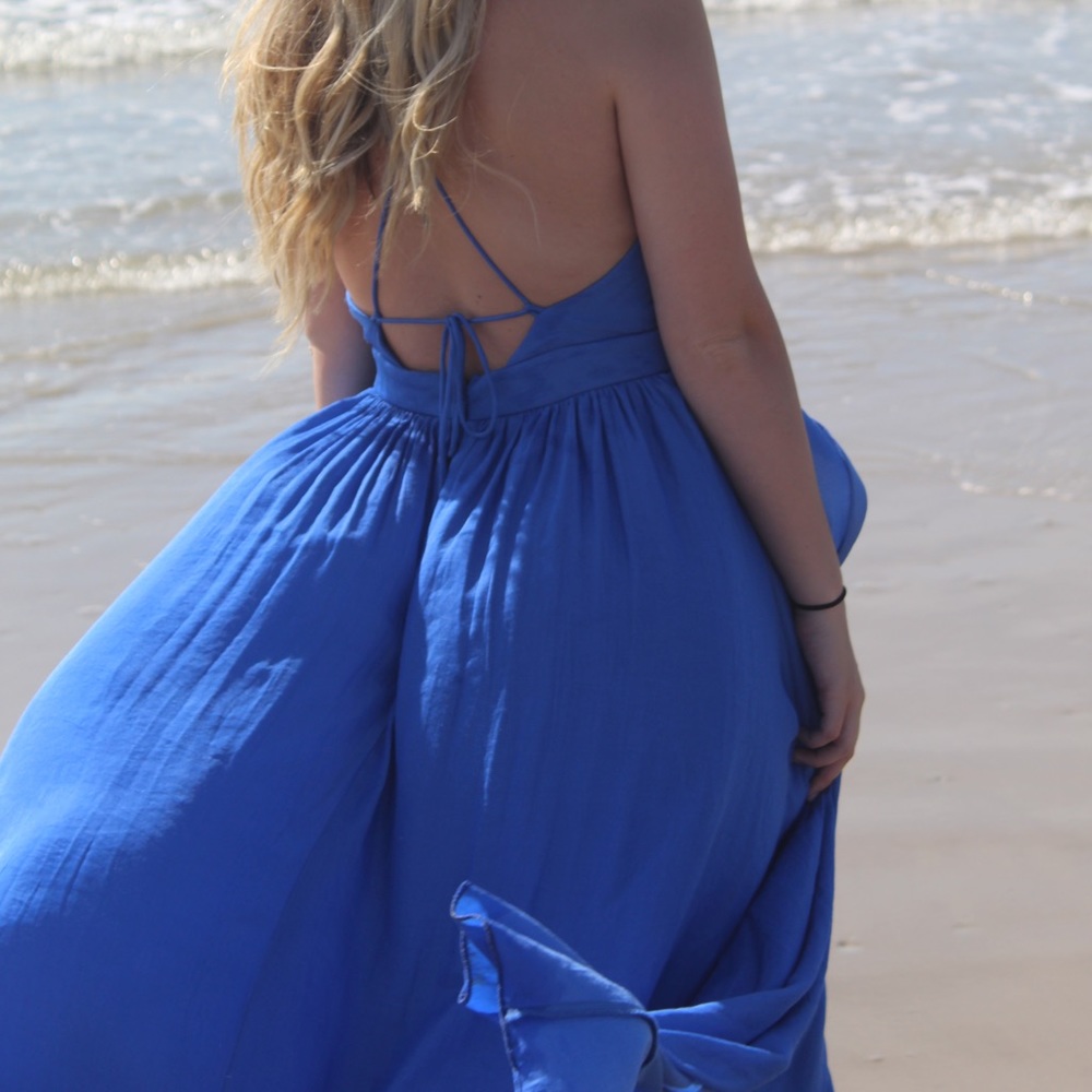 Long blue dress